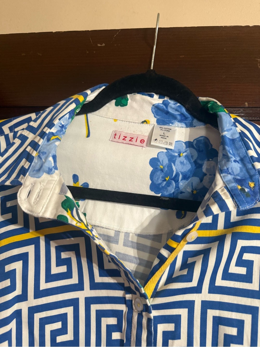 Tizzie Long Sleeve Blouse 💙🤍💛 - Picture 2 of 3